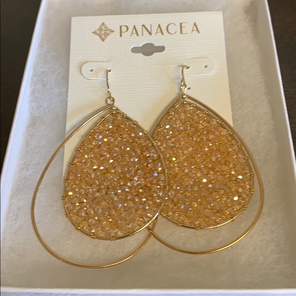 NEW Goldtone Crystal Teardrop Earrings - Picture 2 of 2